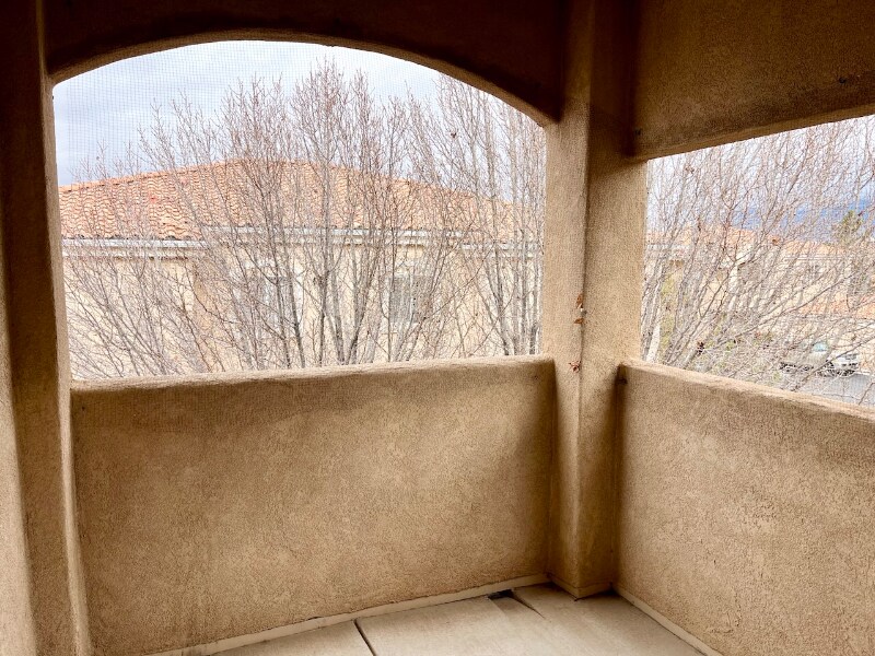 Building Photo - 6800 Vista Del Norte Dr NE