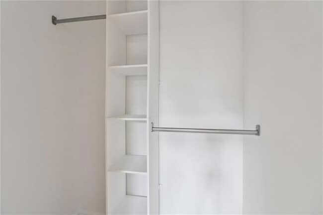 Building Photo - 2477 N Decatur Rd