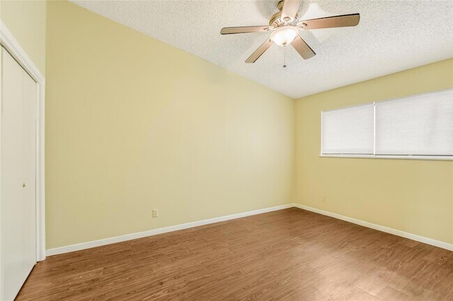 Building Photo - 612 W 51st St