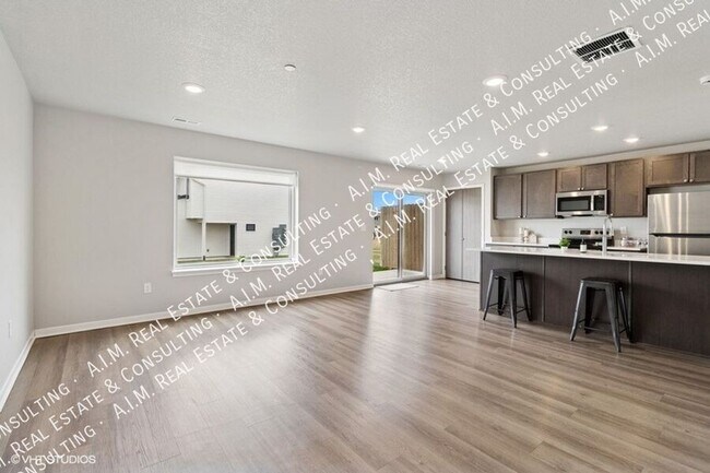 Building Photo - 124	Buffalo Avenue SW-