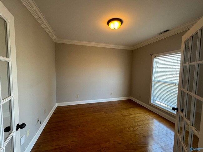 Building Photo - 126 Bilton Dr