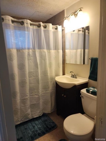 Building Photo - 196 Bondale Ave