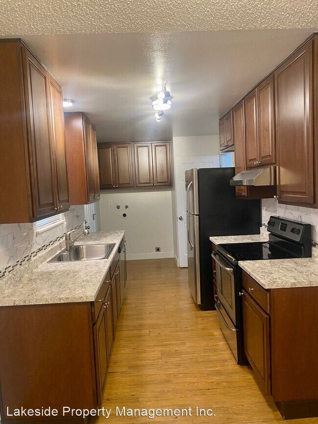 2 br, 1 bath House 1421 Homedale RD 1421 Homedale Rd Klamath Falls