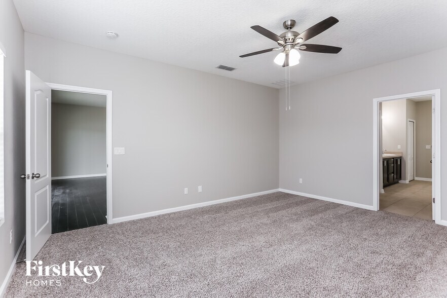 Building Photo - 16367 Magnolia Grove Way