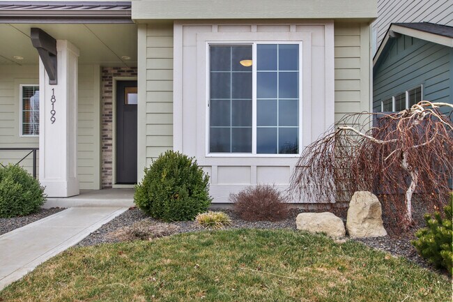 Building Photo - 18199 Trautman Avenue