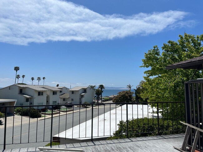 Building Photo - 2570 Spyglass Dr