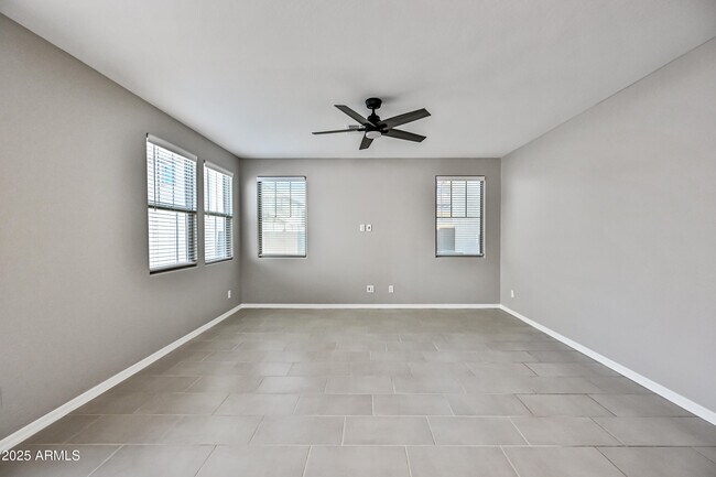 Building Photo - 3817 N 100th Dr