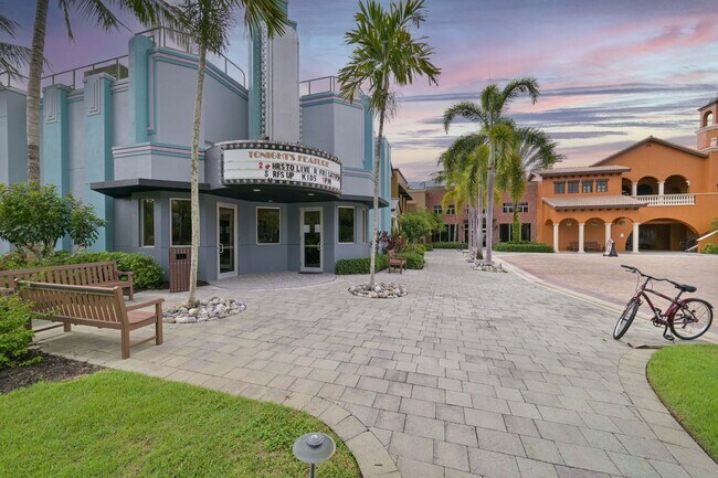 Building Photo - AVAILABLE April - 2/2.5 Townhome with 1 Car garage in Paseo!