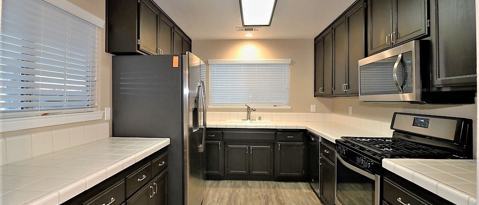 Building Photo - 850 Spaniel Dr