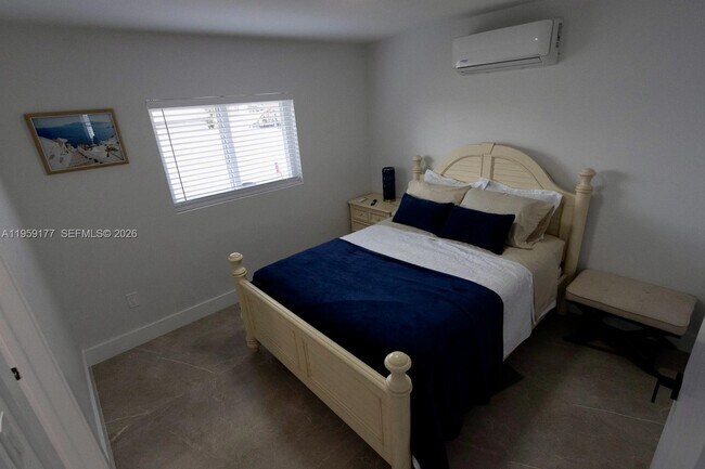 Building Photo - 1002 NW 74th St