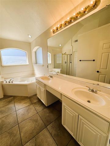 Building Photo - 4820 Western Meadows Ct