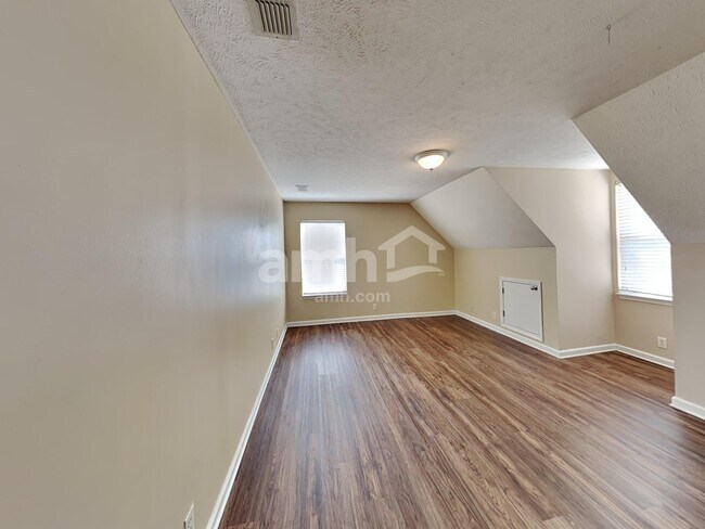 Building Photo - 2920 Bray Ct