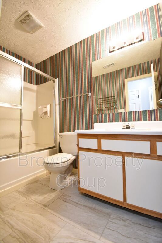 Building Photo - 295 Warton Ln