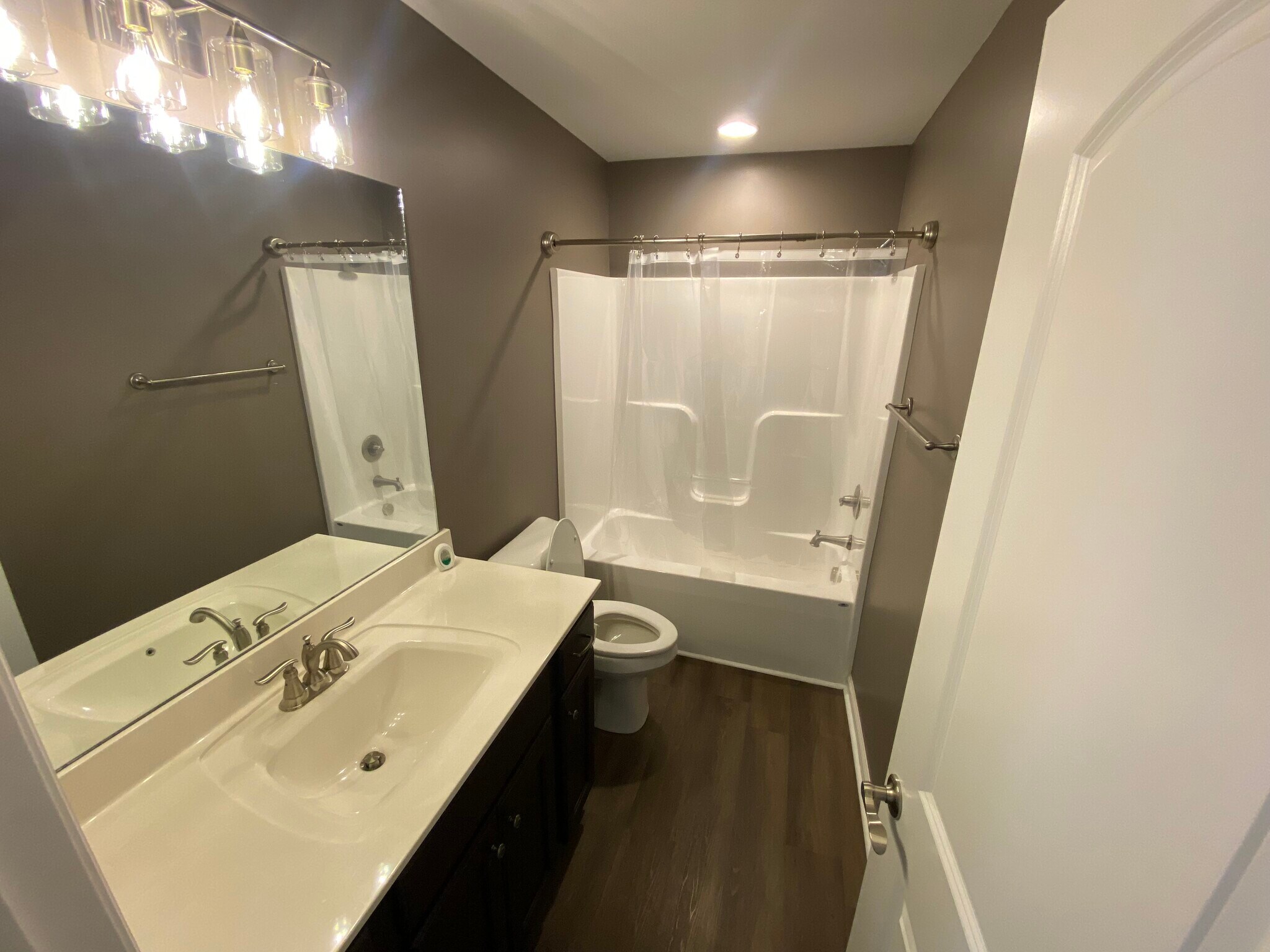 Building Photo - 1003 Jackson Heights Rd