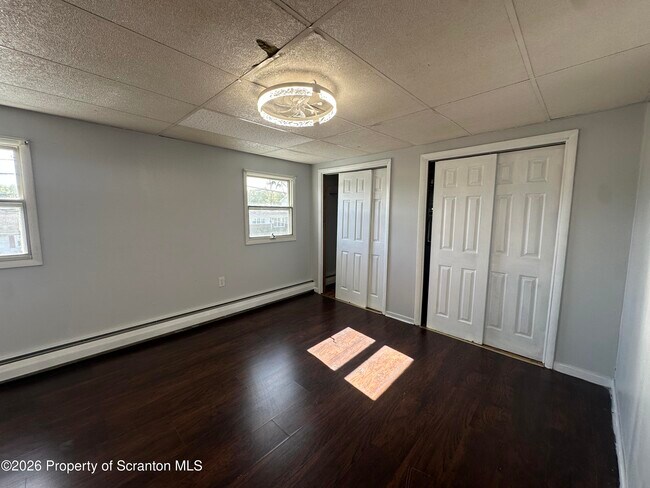Building Photo - 173 McAlpine St