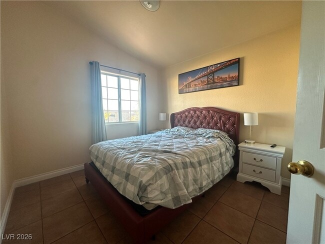 Building Photo - 8657 Keewatin Ct