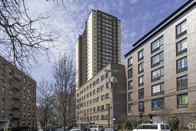 Building Photo - Tilden Towers II