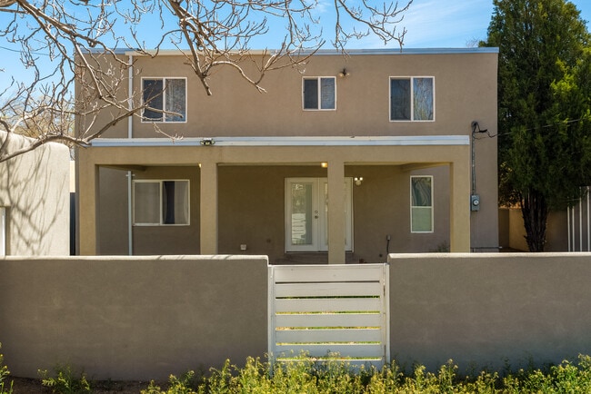 Building Photo - 505 Carlisle Blvd SE