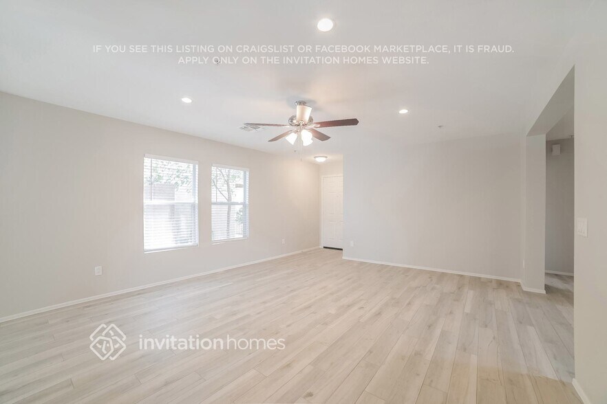 Building Photo - 11233 N 89th Way