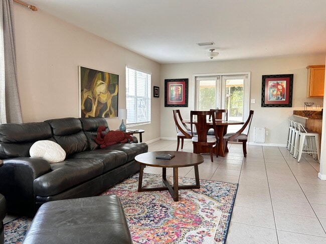 Building Photo - 19 Coco Ct