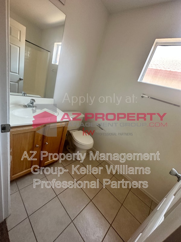 Building Photo - 18221 N 147th Dr