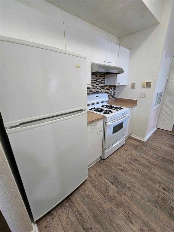 Building Photo - 1604 Columbia Arms Cir