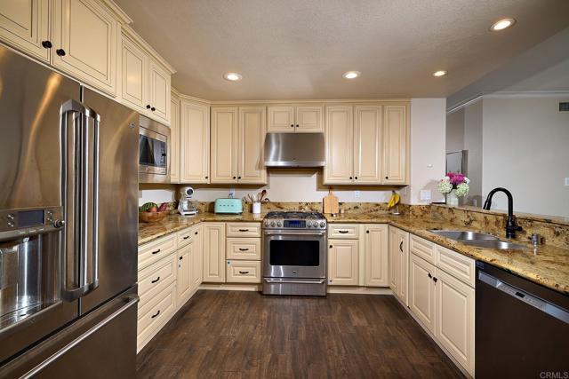 Building Photo - 10865 Bonjon Ln