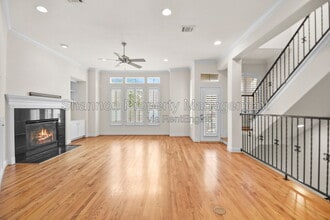 Building Photo - 5006 Gibson St