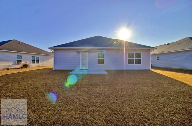 Building Photo - 223 Whipple Ave