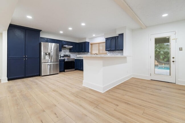 Building Photo - 3719 Straightfork Dr