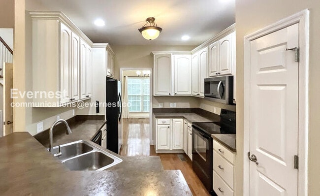 Building Photo - 2095 Baggett Rd