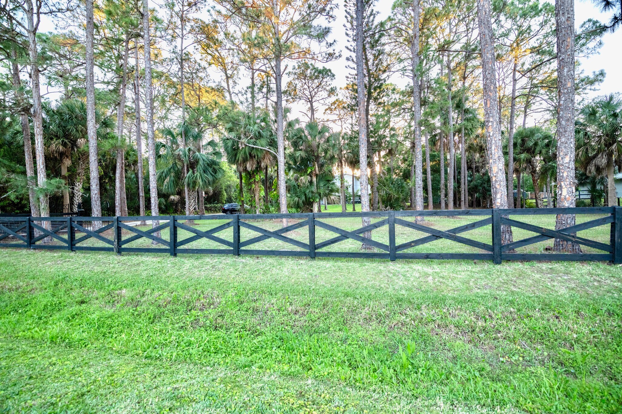 Building Photo - 16887 97th Way N