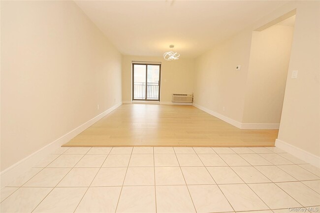 Building Photo - 230 W Broadway