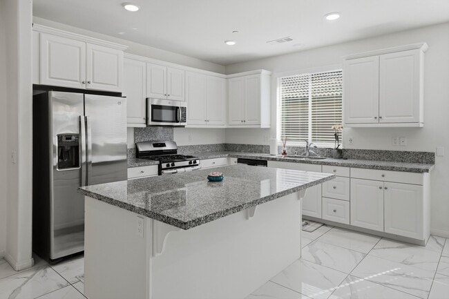 Building Photo - 49345 Beatty St