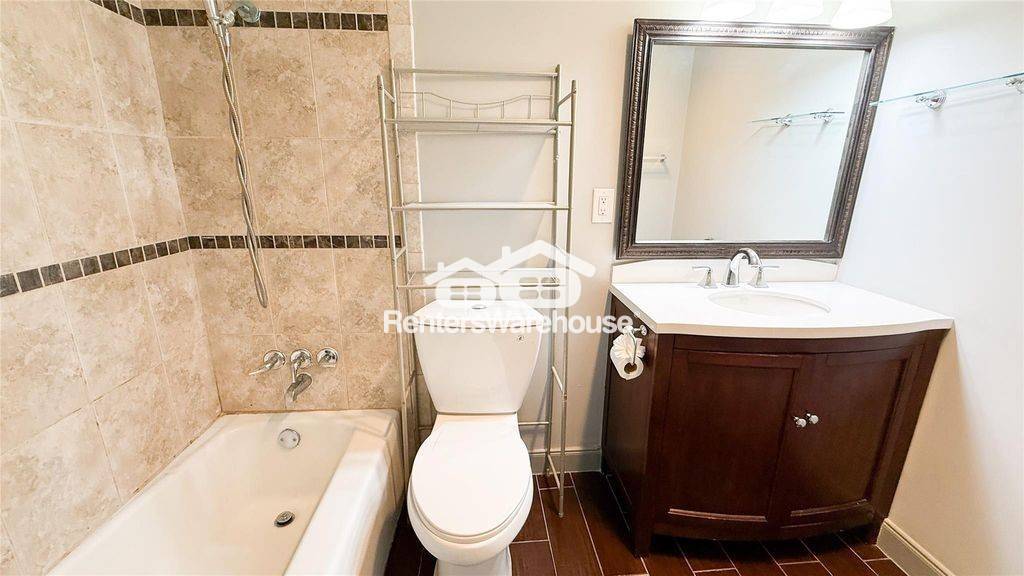 Building Photo - 2226 Triway Ln