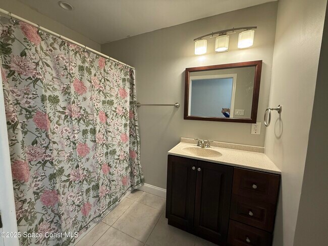 Building Photo - 4303 Yorkshire Dr