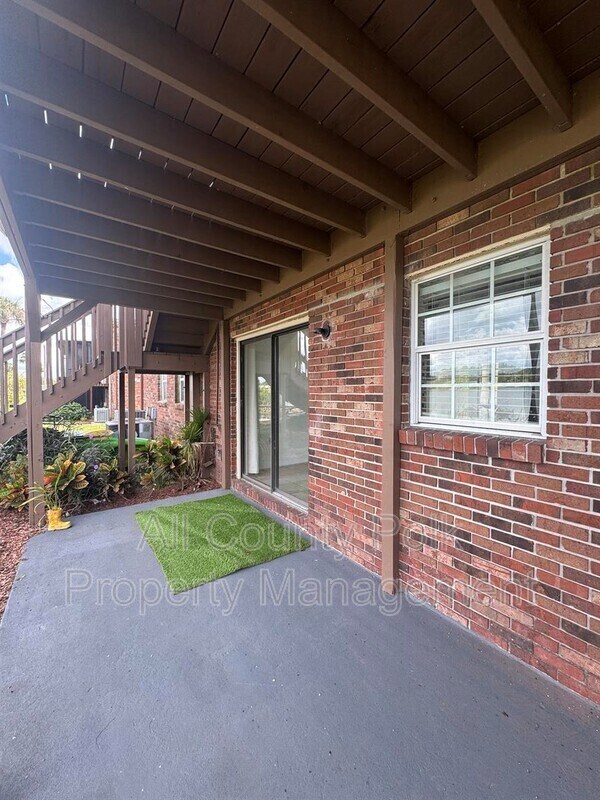 Building Photo - 1920 E Edgewood Dr