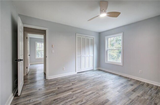 Building Photo - 5217 Highland Trail