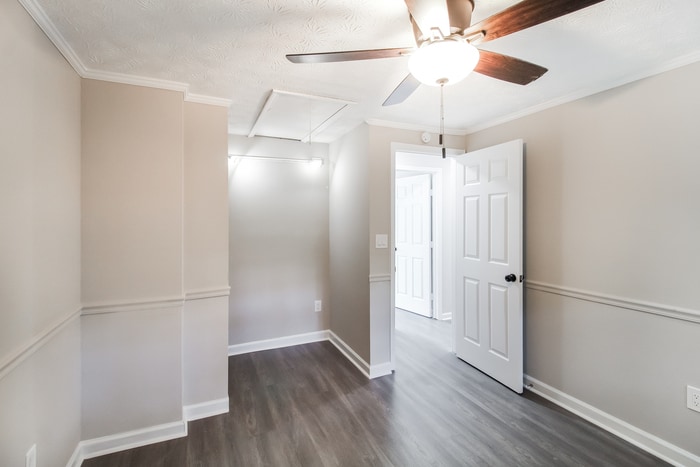 Building Photo - 6158 Raintree Bend
