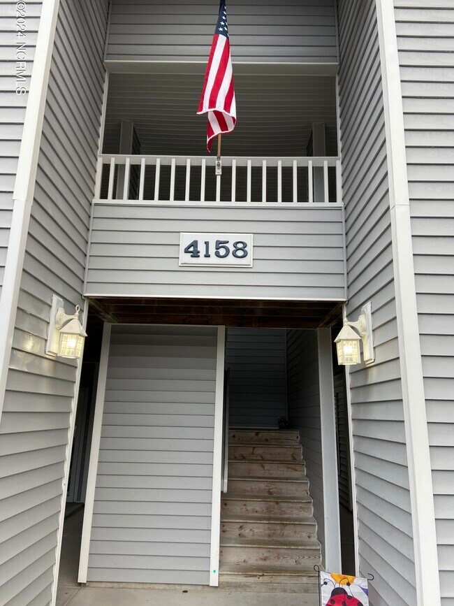 Primary Photo - 4158 Breezewood Dr
