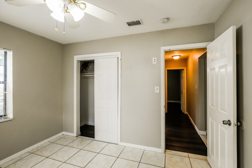 Building Photo - 1875 NW 151st St