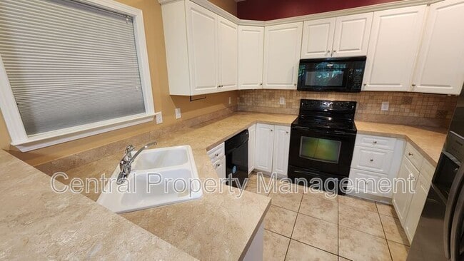 Building Photo - 824 Willet Ct