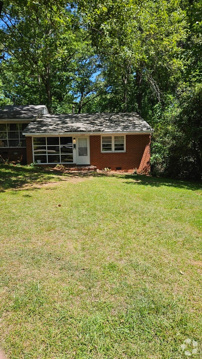 Building Photo - 3208 Ruffin St