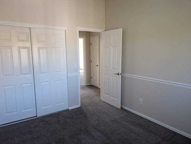 Building Photo - 3303 W 126th Ave