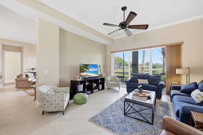Building Photo - 9243 Tesoro Ln