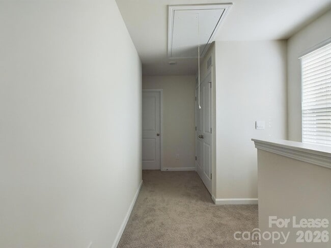 Building Photo - 8021 Murray Br Dr