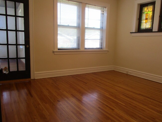 Building Photo - 1079 Terrace Dr