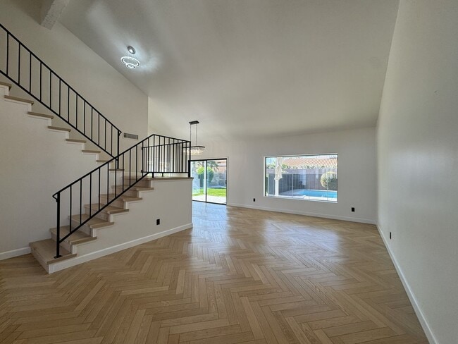 Building Photo - BEAUTIFUL 3 BEDROOM 3 BATH CORNER LOT WITH POOL AND LARGE BACKYARD NORTH SCOTTSDALE