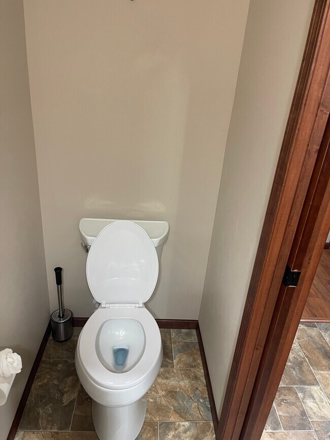 Building Photo - 113 Alton Dr