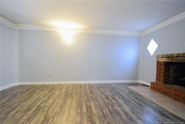 Building Photo - 809 Minurva Ct
